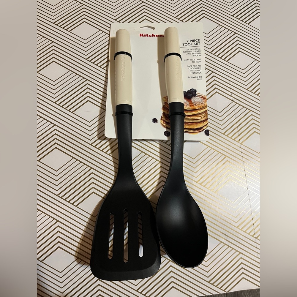 KitchenAid 2 Piece Tool Set - Almond White/Black